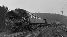 P�i tragické srá�ce vlak� u �íkonína v prosinci 1970 zahynulo 31 lidí.