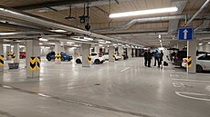 Nové podzemní parkovi�t� pod Horáckou arénou pojme asi stovku aut. P�ístupné je...