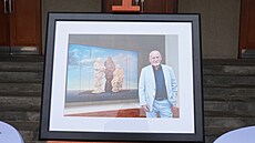 Louení s Theodorem Pitkem (12. prosince 2025).