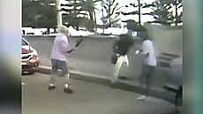 Star�í mu� se pokusil odzborjit teroristu z Austrálie je�t� p�ed útokem,...