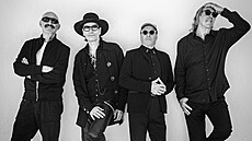 Projekt BEAT sloený z legend progresivní rockové hudby.