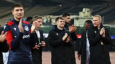 Plzetí fotbalisté na dkovace po utkání s Panatathinaikosem.