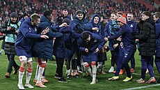 Christos Zafeiris se lou�í se spoluhrá�i ze Slavie.