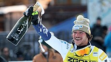 Jan Zabyst�an je p�ekvapivým vít�zem super-G ve Val Garden�, slaví sektem.