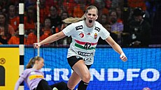 Ma�arská házenká�ka Katrin Gitta Klujberová se raduje.