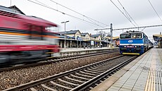 Památkov� chrán�ná budova �elezni�ního nádra�í v Jarom��i u� po oprav� slou�í....