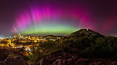 Snímek roku 2024 v rámci ocen�ní �eská astrofotografie m�síce ukazuje oblouk...