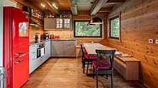 Dispozice d�evostavby je 5 + kk. 