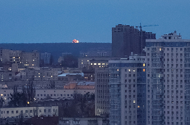 Jste zrádci, čeká vás opovržení. Ukrajinci řeší, co s muži, kteří se vyhnuli válce