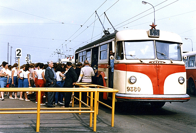 Všechny trolejbusy Tatra měly tři nápravy. První zlobil, pak se to srovnalo