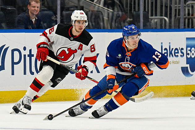 Surová odveta. Lídr Islanders mstil mladou hvězdu, po sekeře ale sklízel pochvaly