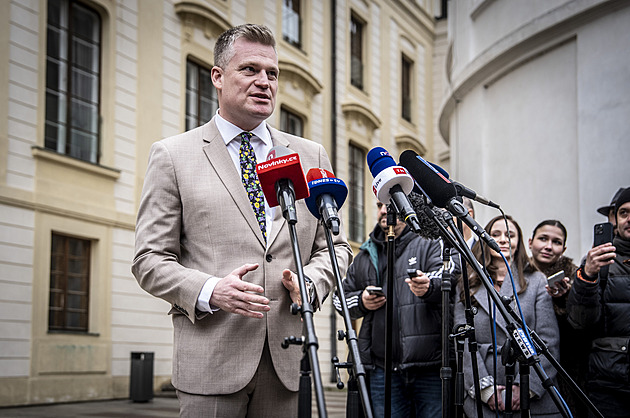 Nový post pro Turka? Obcházení pravidel, úředníky úkolovat nemůže, míní právníci