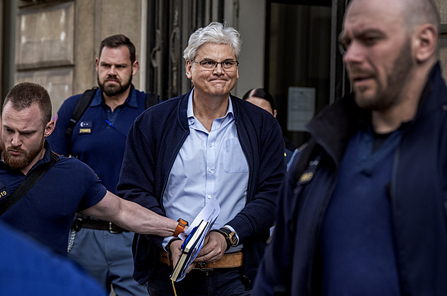 Obviněný Ludvík už není odborným referentem v Motole. Dostal výpověď