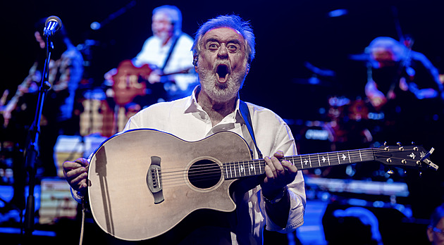 OBRAZEM: Michal Prokop pomohl ve Foru Karlín zapomenout na předvánoční stres