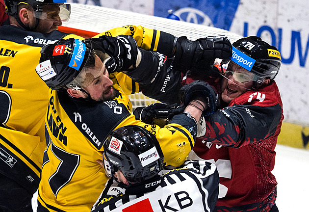 Už zase blbne s dětmi. Hlavovi o litvínovském zázraku a domácí pohodě