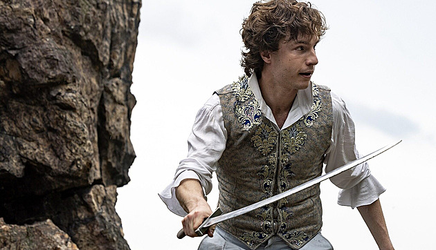 Hes, Plodková i Mádl o nové pohádce: Diváky čekají úžasné kostýmy i adrenalin