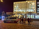 Policist� v sobotu odpoledne evakuovali obchodn� centrum v Teplic�ch. Anonym...