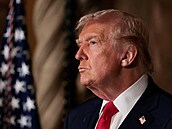 Americký prezident Donald Trump ve svém sídle Mar-a-Lago na Florid� oznámil...