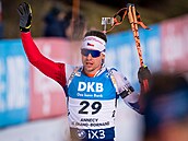 Michal Kr�má� na trati závodu s hromadným startem v v Annecy