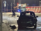 Na míst�, kde mu� z Ázerbájd�ánu narazil svým autem do autobusové zastávky a...