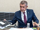 Redukci míst na ministerstvech a dal�ích ú�adech, takzvanou systemizaci,...