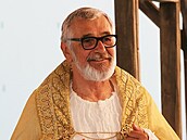 Z natá�ení pohádky And�l Pán� 2. Herec Ji�í Barto�ka.