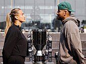 B�loruska Aryna Sabalenková a Australan Nick Kyrgios p�ed vzájemným soubojem v...