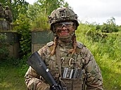 Dvacetiletá Katrine b�hem záv�re�ných cvi�ení v Hovelte (11. �ervna 2025)