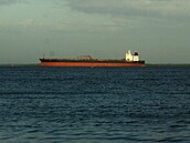 Ropný tanker zakotvený v jeze�e Maracaibo v západní Venezuele. (20. prosince...