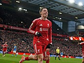 Florian Wirtz slaví sv�j premiérový gól v dresu Liverpoolu. Prosadil se do sít�...