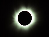 V srpnu 1999 bylo i v Evrop� viditelné úplné zatm�ní Slunce. U Balatonského...