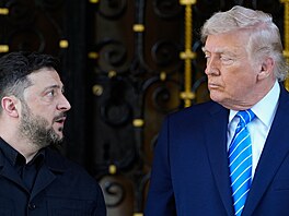 Snímky ze setkání prezident� Donalda Trumpa a Volodymyra Zelenského v Palm...