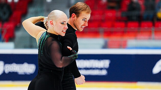 Z�v�re�n� p�za z voln�ho tance sourozenc� Taschlerov�ch