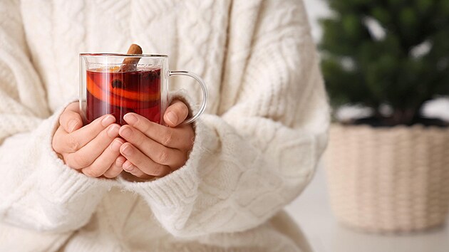 Se skořicí, hruškou i něčím ostřejším. Nejlepší horké nápoje pro zahřátí Se skořicí, hruškou i něčím ostřejším. Nejlepší horké nápoje pro zahřátí