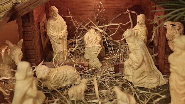 V s�dle Polsk�ho kulturn�ho svazu (PZKO) v Bohum�n� � Sk�e�oni jsou k vid�n� unik�tn� betl�my z cel�ho sv�ta, v�t�inou ze sb�rky �eslava Ga�uszky. (20. prosince 2025)