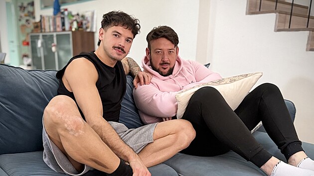 Herec Luk� Mal�nek (vpravo) zhubl 120 kilo.