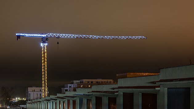 V�no�n� ozdoben� je��b na stavb� nov� ��sti s�dli�t� v Rychnov� nad Kn�nou (19. prosince 2025)