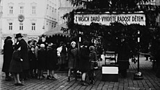 Váno�ní atmosféra podpo�ila dary na charitu.