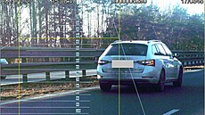 Jeden z �idi�� se �ítil po dálnici D1 rychlostí p�esahující 200 kilometr� v...