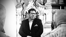 �editel festivalu Jakuba Jana Ryby �imon Ka�ka je zárove� profesionálním hrá�em...