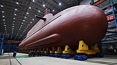 Severokorejský v�dce Kim �ong-un nav�tívil doky, kde KLDR podle státních médií...