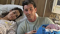 Olympijská plavkyn� Lucie Sv�cená se pochlubila nejkrásn�j�ím váno�ním dárkem....