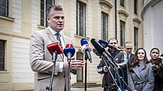 �estný prezident Motorist� sob� Filip Turek dorazil na Hrad za prezidentem...