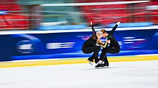 Zveda�ka ve volném tanci sourozenc� Taschlerových