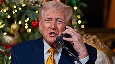 Americký prezident Donald Trump se svou �enou Melanií odpovídá na dotazy d�tí,...