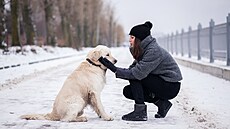 P�i ven�ení na Silvestra bu�te opatrní, nepodce�ujte rizika, radí dnes tatínek...