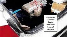 Fotografie improvizovaného explozivního za�ízení ze soudního spisu, zve�ejn�ná...