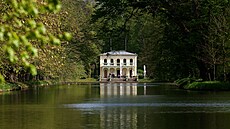 Rybá�ský pavilon v Podzámecké zahrad� v Krom��í�i, která je památkou zapsanou...