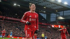 Florian Wirtz slaví sv�j premiérový gól v dresu Liverpoolu. Prosadil se do sít�...