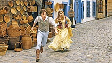 Utíkej! Úst�ední urozená dvojice se docela nad�e, ne� dobro zvít�zí.